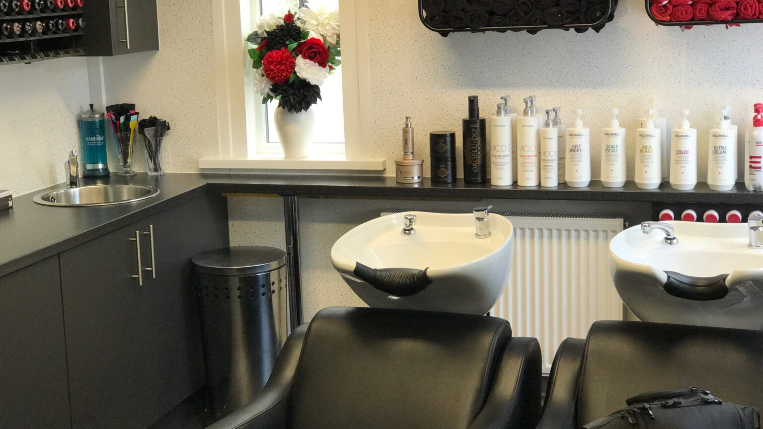 About Us TRICHOLOGISTHAIR SALONPLYMOUTH